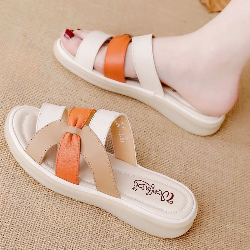 Slides Leather Low Heel Women's Slippers And Ladies Sandals Roman Flip Flops Shoes Eva 2024 Trend Korea Style Top Designs Luxury